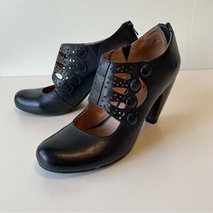 Miz Mooz Sharon Black Leather Heels